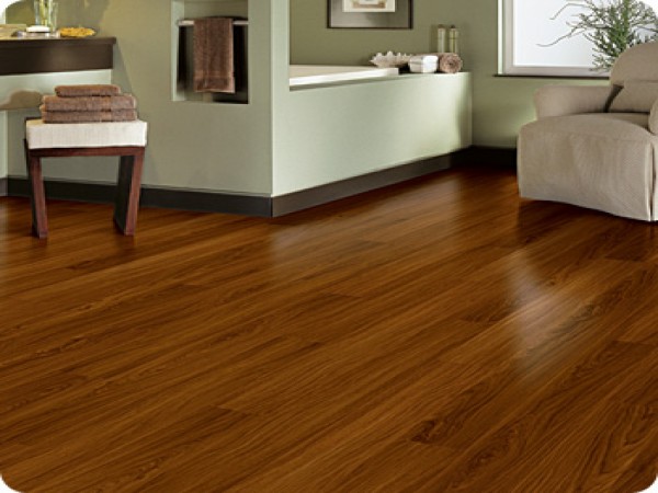 glossy-brown-vinyl-plank-flooring-wood-plank-flooring-for-living-room-ideas-vinyl-plank-flooring