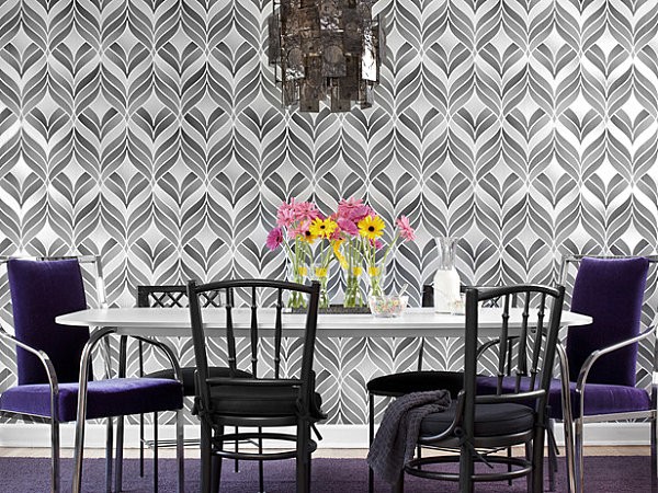 Bold-dining-room-wallpaper