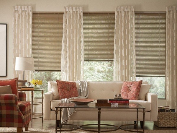 blinds-decorate-living-room-curtains-interior-salmon-color