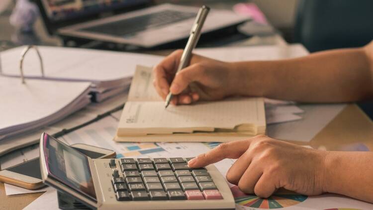 Kalkulator i kalendar, planiranje rate stambenog kredita