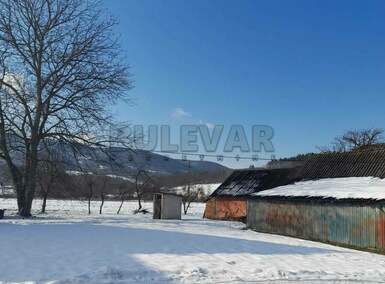 Poslovni prostor / Lokal, Knić, Gruža, prodaja, 1000m2, 50000e, id783389