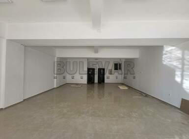 Poslovni prostor / Lokal, Pirot, Centar, izdavanje, 150m2, 800e, id877995