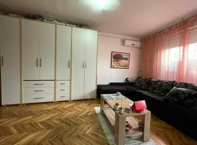 Trosoban stan, Novi Sad, prodaja, 70m2, 133900e, id895740