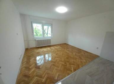 Dvoiposoban stan, Novi Sad, prodaja, 47m2, 114490e, id943055