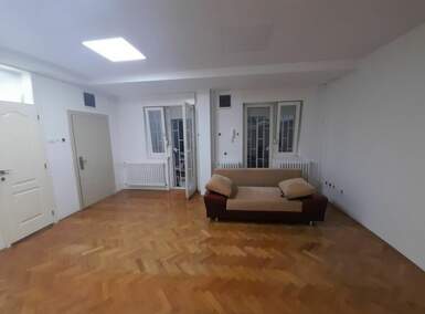 Jednosoban stan, Novi Sad, Centar, prodaja, 30m2, 97850e, id946941