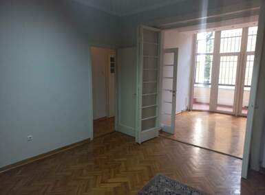 Stan, Beograd, Pravni fakultet, izdavanje, 100m2, 1100e, id1001107