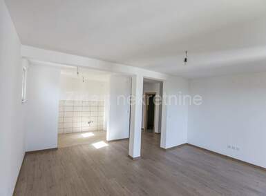 Dvosoban stan, Beograd, Zeleno Brdo, prodaja, 62m2, 122000e, id1037638