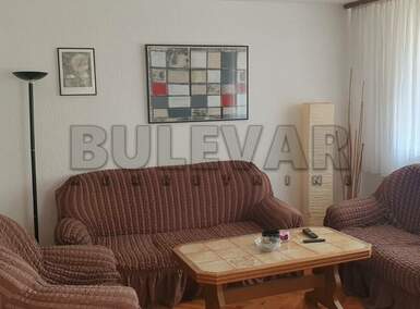 Dvosoban stan, Niš, Bulevar Nemanjića, izdavanje, 62m2, 350e, id1041791