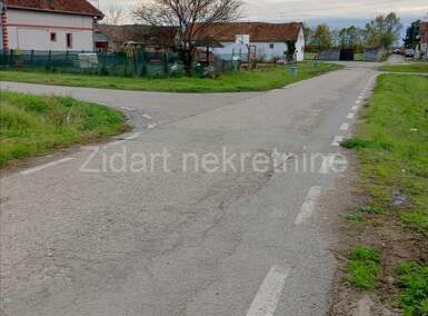 Plac, Beograd, Petrovčić, prodaja, 1100m2, 110000e, id1074432