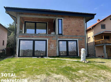 Stan, Sremska Kamenica, Cardak, prodaja, 300m2, 442900e, id1160425