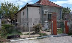 Kuca, Kragujevac, Šumarice, prodaja, 61m2, 80000e, id1162924