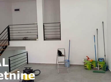 Poslovni prostor / Lokal, Novi Sad, Veternik, prodaja, 82m2, 118450e, id1172127