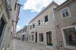 Poslovni prostor / Lokal, Herceg Novi, Stari Grad, prodaja, 105m2, 350000e, id1178213