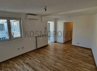 Trosoban stan, Beograd, Kalenić Pijaca, prodaja, 58m2, 204000e, id1181101