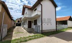 Kuća, Pirot - Veliki Jovanovac | Prodaja · 1400m² · 280.000€