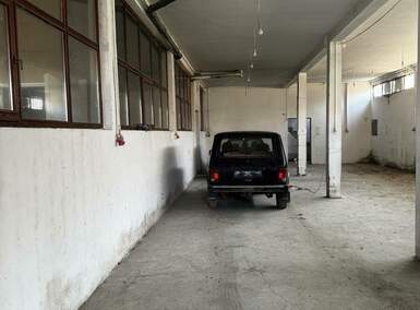 Poslovni prostor / Lokal, Beograd, Kumodraž , izdavanje, 300m2, 1000e, id1340610