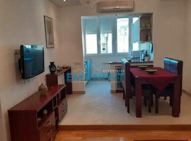 Trosoban stan, Beograd, Dorćol, izdavanje, 72m2, 900e, id798417