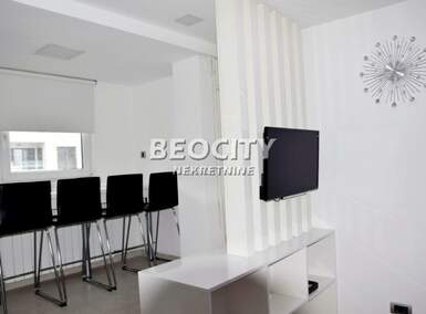 Dvosoban stan, Beograd, Kneza Miloša (centar), prodaja, 30m2, 120000e, id1352758