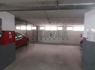 Garaza, Niš, Crveni pevac, izdavanje, 18m2, 70e, id1355599