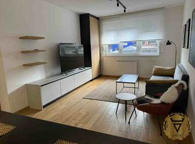 Dvosoban stan, Beograd, Južni bulevar, izdavanje, 47m2, 800e, id1374698