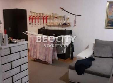 Kuca, Beograd, Krnjača, prodaja, 360m2, 250000e, id1374872