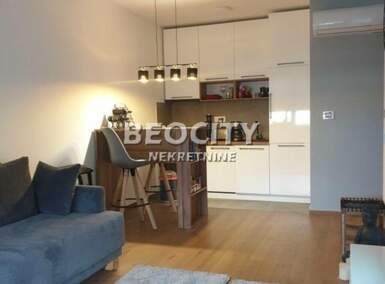 Dvosoban stan, Novi Sad, Bulevar Evrope, izdavanje, 40m2, 550e, id1375276