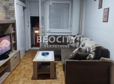 Dvosoban stan, Novi Sad, Bulevar Oslobođenja, izdavanje, 49m2, 450e, id1375382