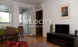 Dvosoban stan, Novi Sad, Bulevar Oslobođenja, izdavanje, 51m2, 500e, id1375555