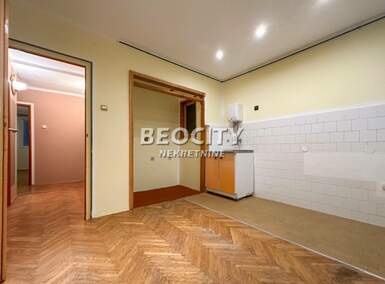 Trosoban stan, Beograd, Centar (uži), prodaja, 74m2, 239000e, id1375775