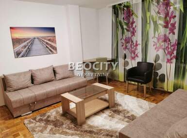 Jednosoban stan, Novi Sad, Bulevar Oslobođenja, izdavanje, 37m2, 300e, id1375896