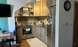 Cetvorosoban stan, Beograd,  	Vojvode Vlahovića, prodaja, 95m2, 164800e, id1376105