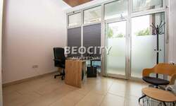 Poslovni prostor / Lokal, Beograd, Blok 25 (arena), izdavanje, 68m2, 1400e, id1376106