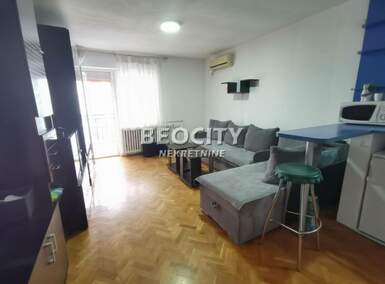 Jednosoban stan, Novi Sad, Centar, izdavanje, 33m2, 350e, id1376563