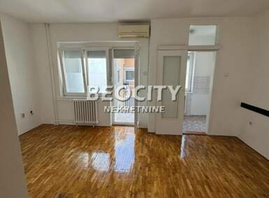 Jednosoban stan, Novi Sad, Centar, prodaja, 31m2, 87000e, id1376723