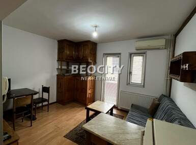 Dvosoban stan, Novi Sad, Bulevar Oslobođenja, izdavanje, 30m2, 300e, id1376741