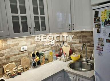 Trosoban stan, Novi Sad, Železnička Stanica, prodaja, 56m2, 165000e, id1376955