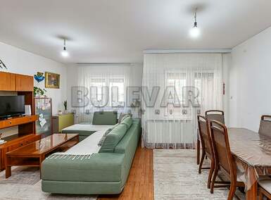 Dvoiposoban stan, Niš, Pantelej(Niš), prodaja, 75m2, 131500e, id1376979
