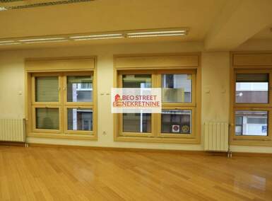 Poslovni prostor / Lokal, Beograd, Takovska, izdavanje, 195m2, 2500e, id1376993