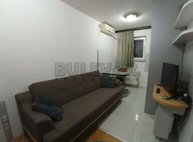 Jednosoban stan, Niš, Crveni pevac, izdavanje, 35m2, 270e, id1297529
