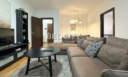 Trosoban stan, Beograd, Vračar (centar), izdavanje, 67m2, 900e, id1378211