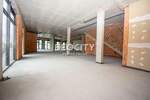 Poslovni prostor / Lokal, Beograd, Zemun (novi Grad), izdavanje, 330m2, 3300e, id1378314