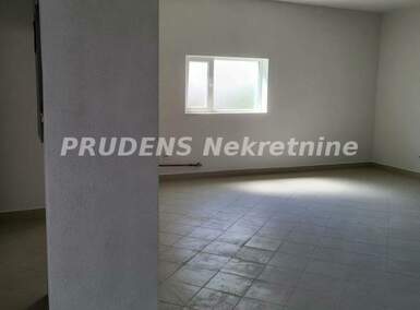 Poslovni prostor / Lokal, Beograd, Banovo Brdo, izdavanje, 180m2, 1200e, id1378765