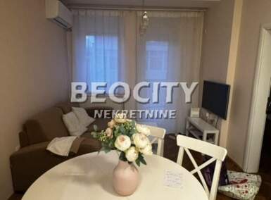 Dvosoban stan, Novi Sad, Centar, izdavanje, 35m2, 450e, id1379055