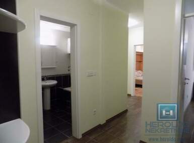 Dvosoban stan, Paraćin, izdavanje, 65m2, 250e, id749619