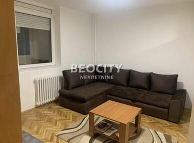 Jednosoban stan, Novi Sad, Centar, izdavanje, 38m2, 350e, id1379422