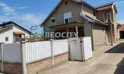 Kuca, Ruma, Ruma, prodaja, 304m2, 240000e, id1379424
