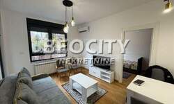 Trosoban stan, Beograd, Vračar (centar), izdavanje, 57m2, 950e, id1379492