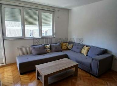 Dvoiposoban stan, Niš, Crveni pevac, izdavanje, 60m2, 500e, id1379640