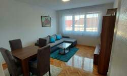 Dvosoban stan, Niš, Trg Kralja Aleksandra, izdavanje, 48m2, 370e, id1380734