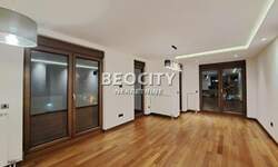 Poslovni prostor / Lokal, Beograd, Vračar (centar), izdavanje, 60m2, 1250e, id1381074